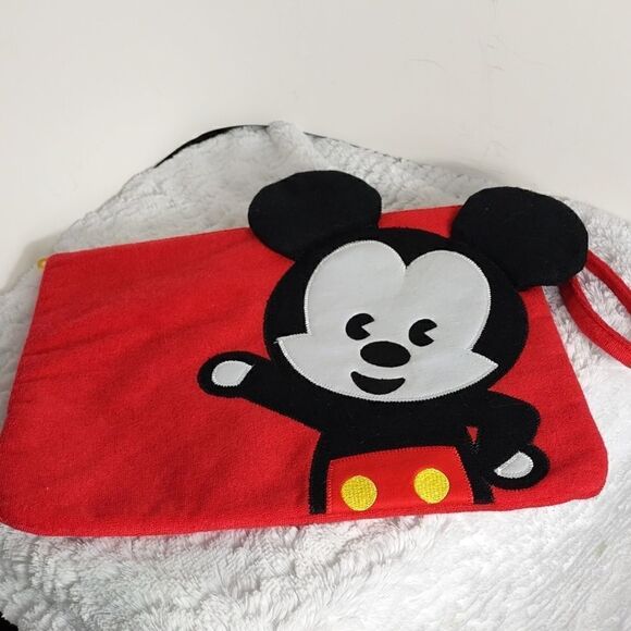 Disney Mickey Mouse Insulated Pouch - Picture 8 of 8